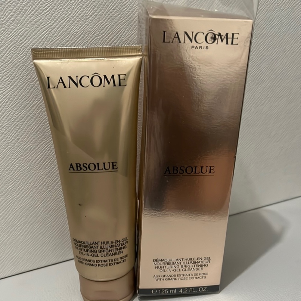 Lancome Absolue Oil-in-Gel Cleanser